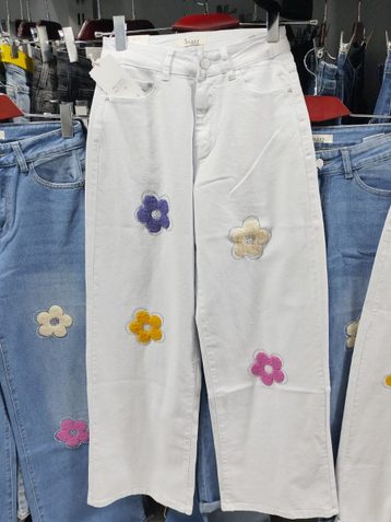 белые женские стрейчевые джинсы New Jeans (6 ед, размеры норма: 26-31) выдача на следующий день - фото 2