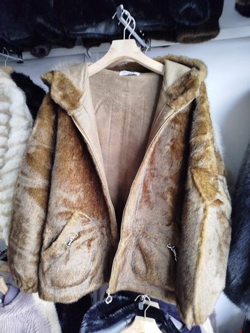 2611* бежевая женская шубка (3 ед, размеры батал: 5XL. 6XL. 7XL) выдача на следующий день - фото 3