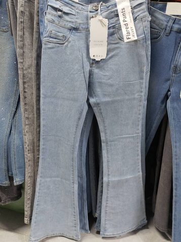 голубые женские стрейчевые джинсы New Jeans (6 ед, размеры норма: 26-31) выдача на следующий день - фото 4
